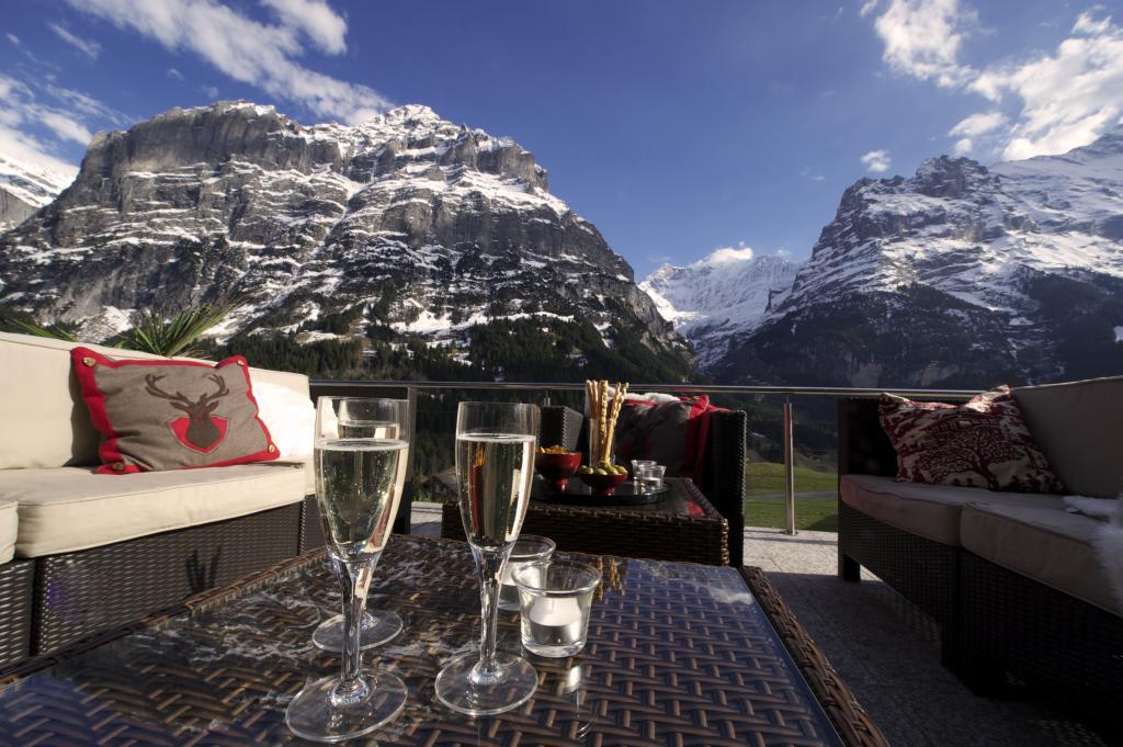 Hotel Gletschertal グリンデルヴァルト エクステリア 写真